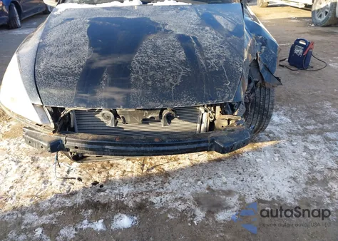 2006 Honda Accord 2.4 Ex z USA, uszkodzony, nr VIN 1HGCM56746A177934